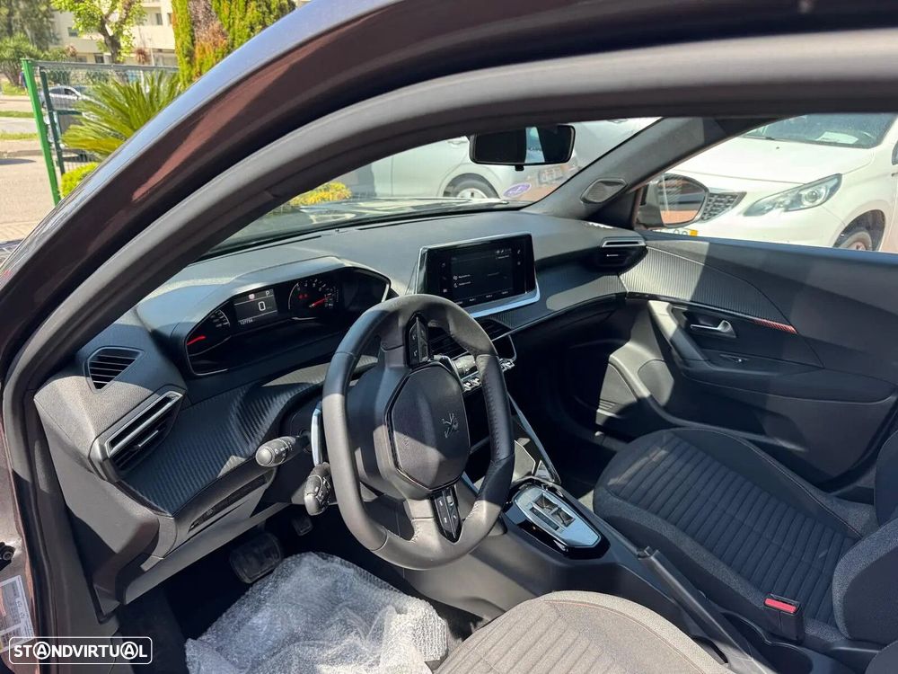 Peugeot 2008 PureTech 110 GPF Stop&Start EAT6 Active - 5