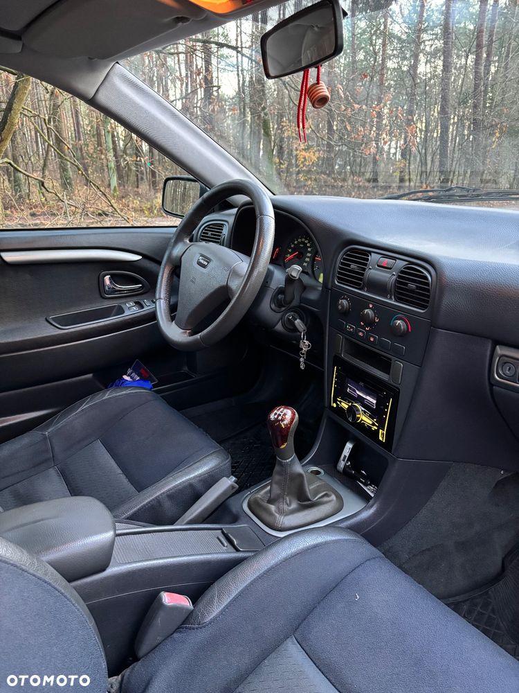 Volvo V40 - 9