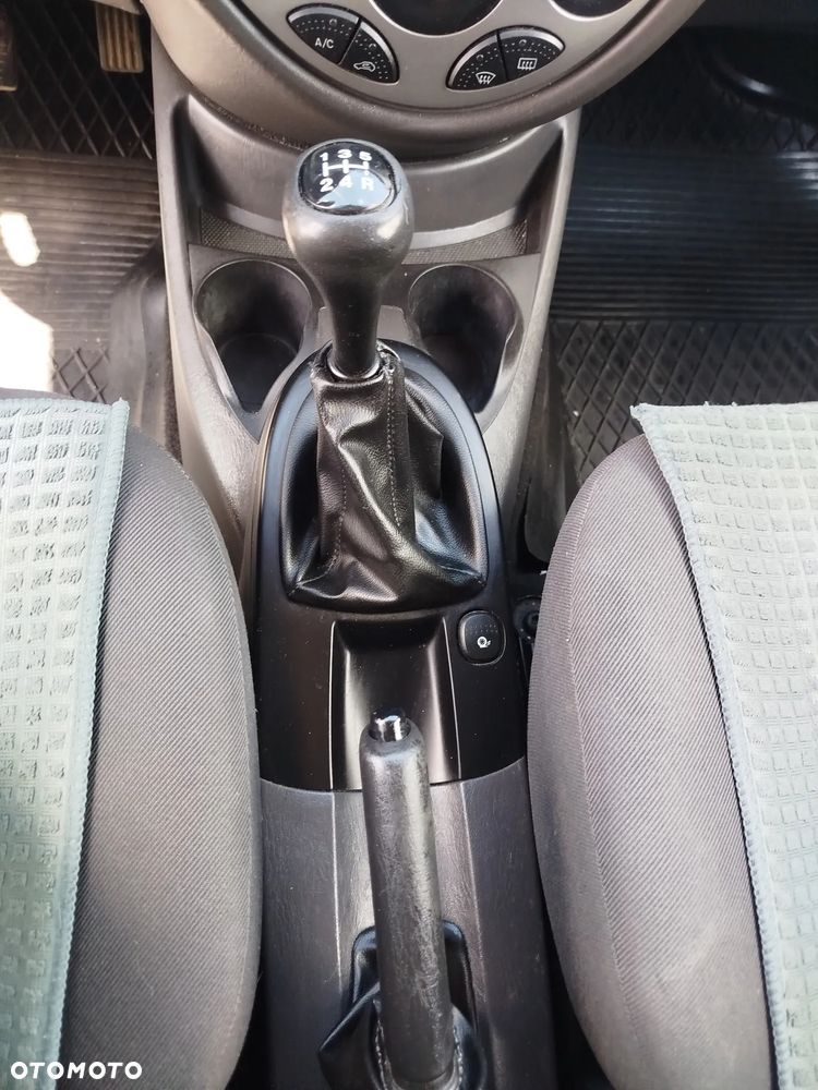Ford Focus - 13