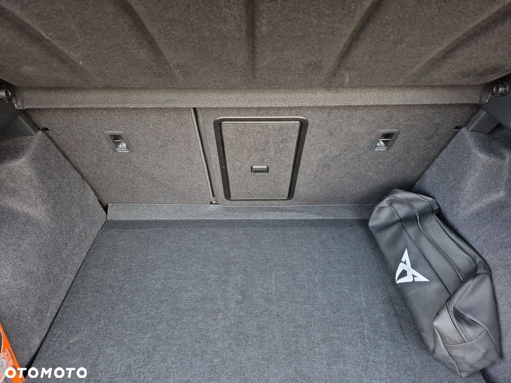 Cupra Ateca 2.0 TSI 4Drive VZ DSG - 36