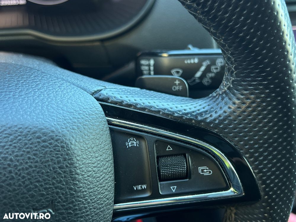 Skoda Octavia 2.0 TDI DSG Style - 12