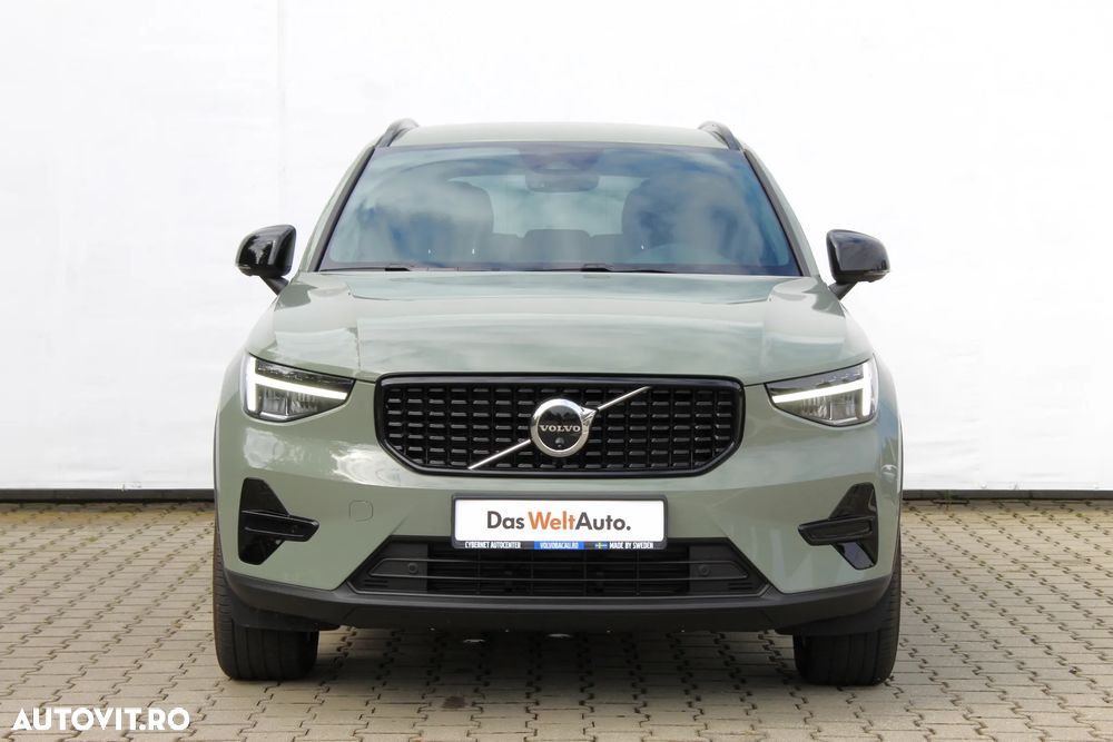 Volvo XC 40 B4 AT FWD MHEV Ultimate Dark - 8