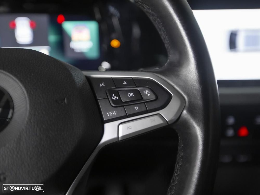 VW Golf Variant 2.0 TDi Life - 14