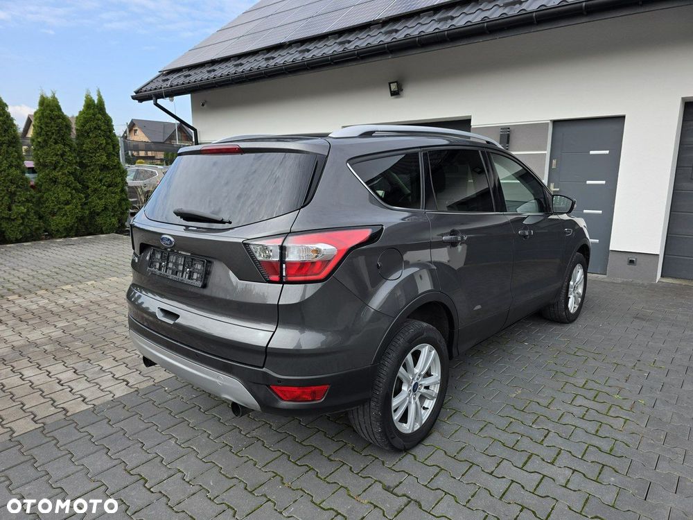Ford Kuga - 8