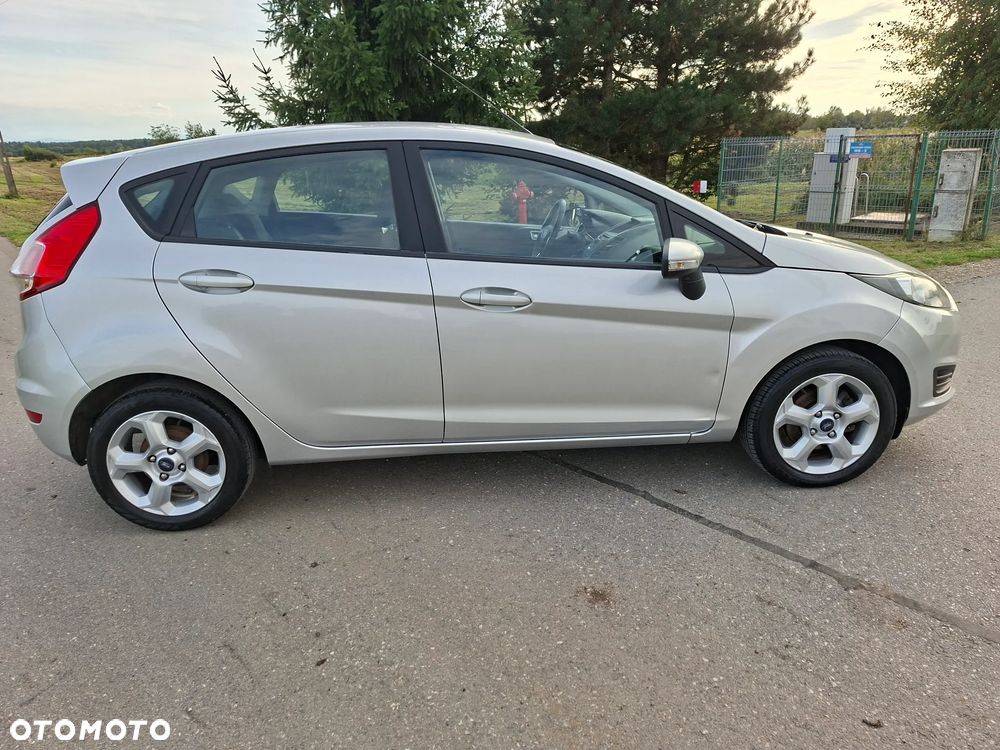 Ford Fiesta 1.0 EcoBoost Titanium - 5