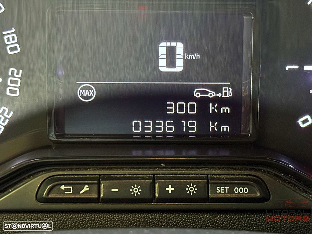 Citroën C3 1.2 PureTech Plus - 26
