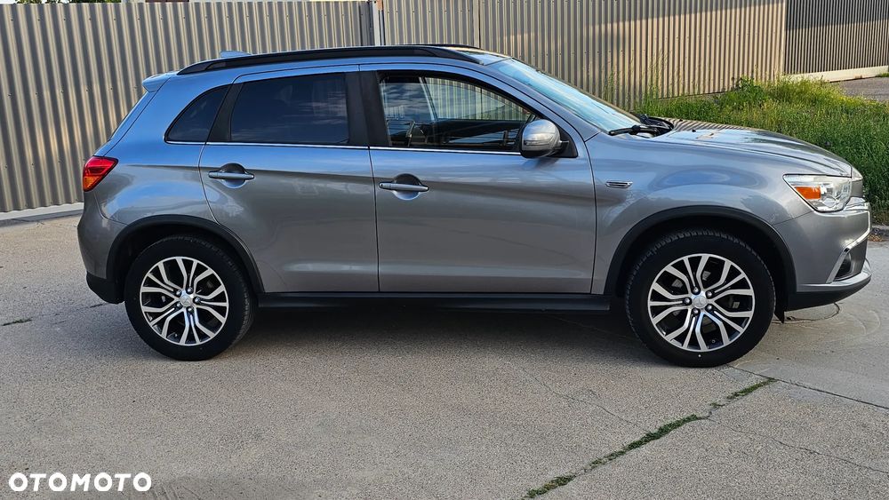 Mitsubishi ASX 1.6 Intense Plus Navi Blue Edition - 31