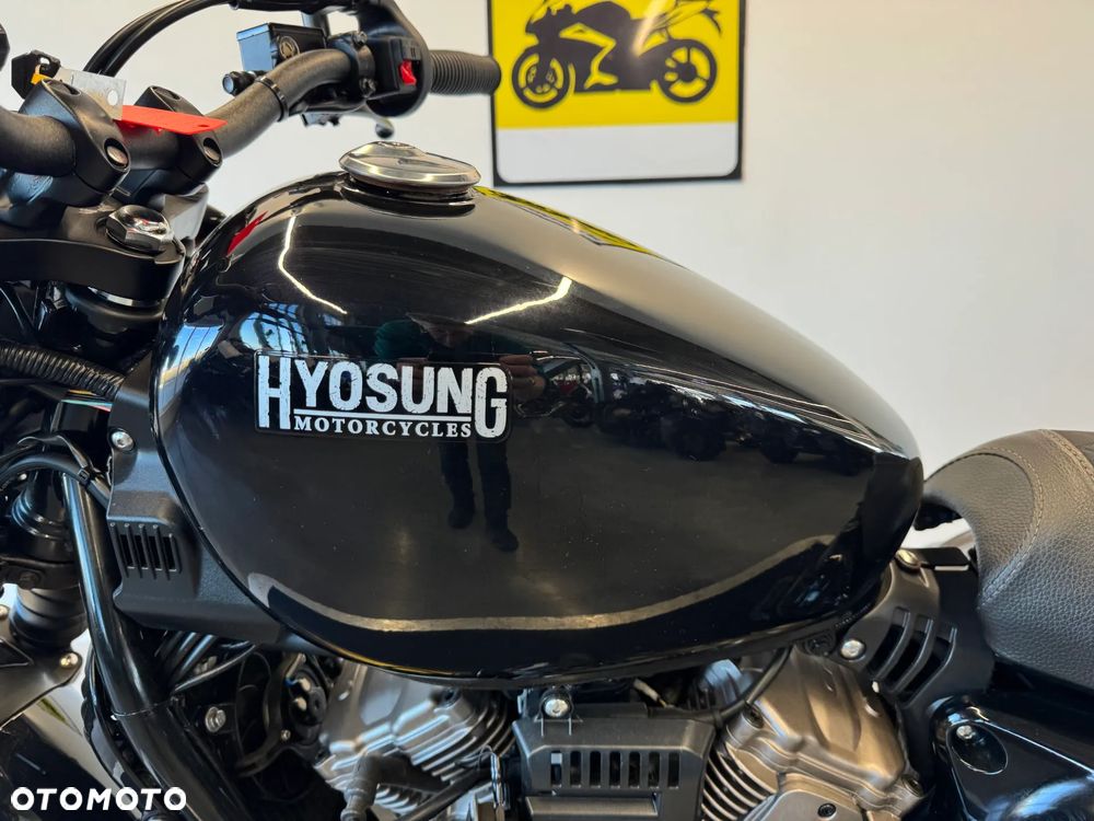 Hyosung GV - 21