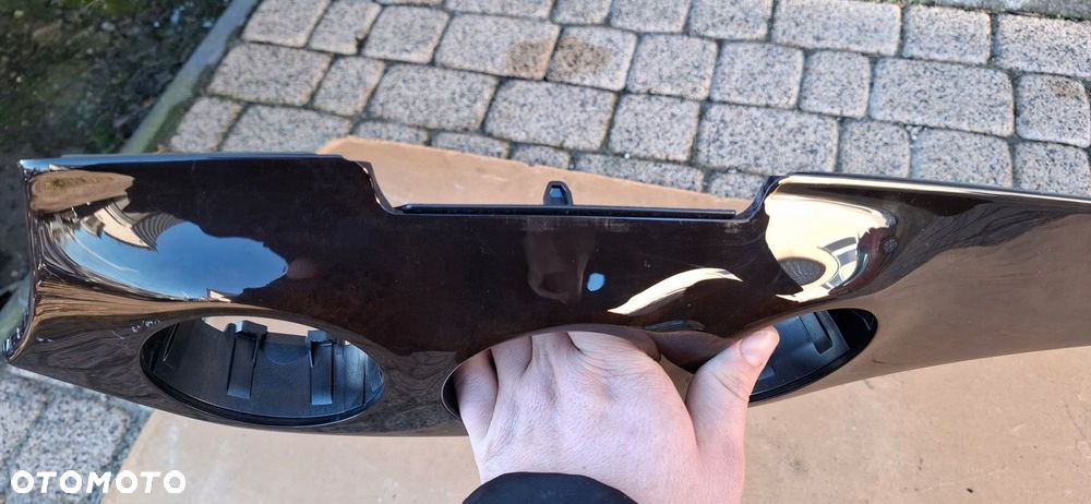 MERCEDES CLA C117 W117 DEKOR LISTWA PRAWA KONSOLI TAOBRAUN A1176802001 - 9