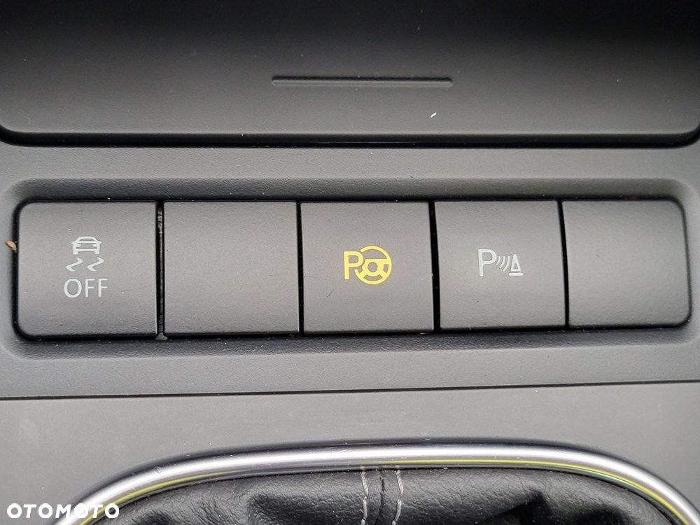 Volkswagen Golf - 30