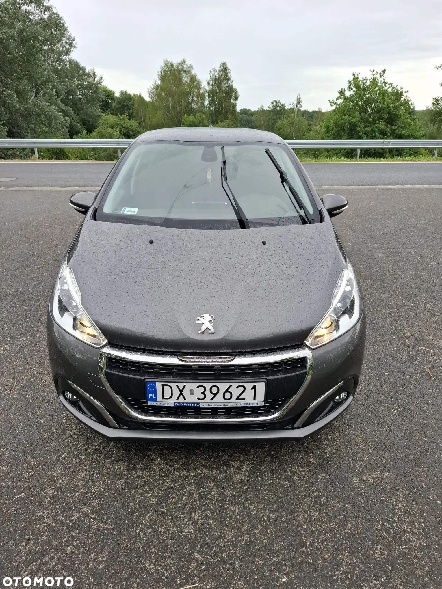 Peugeot 208 1.2 PureTech Allure - 11