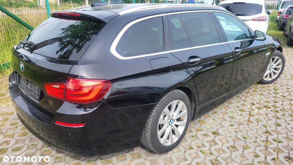 BMW Seria 5 520d Touring - 3