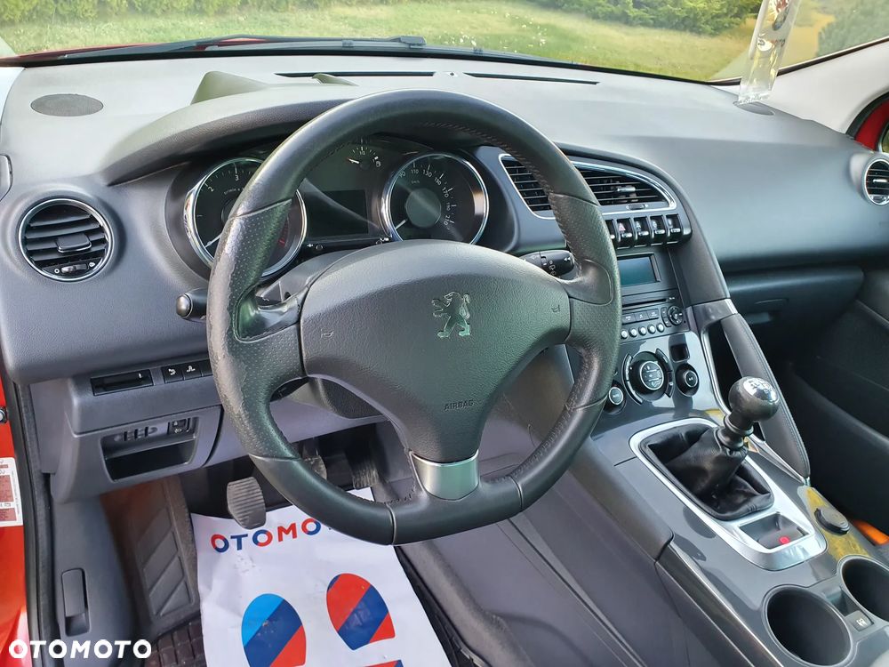 Peugeot 3008 1.6 HDi Premium - 12