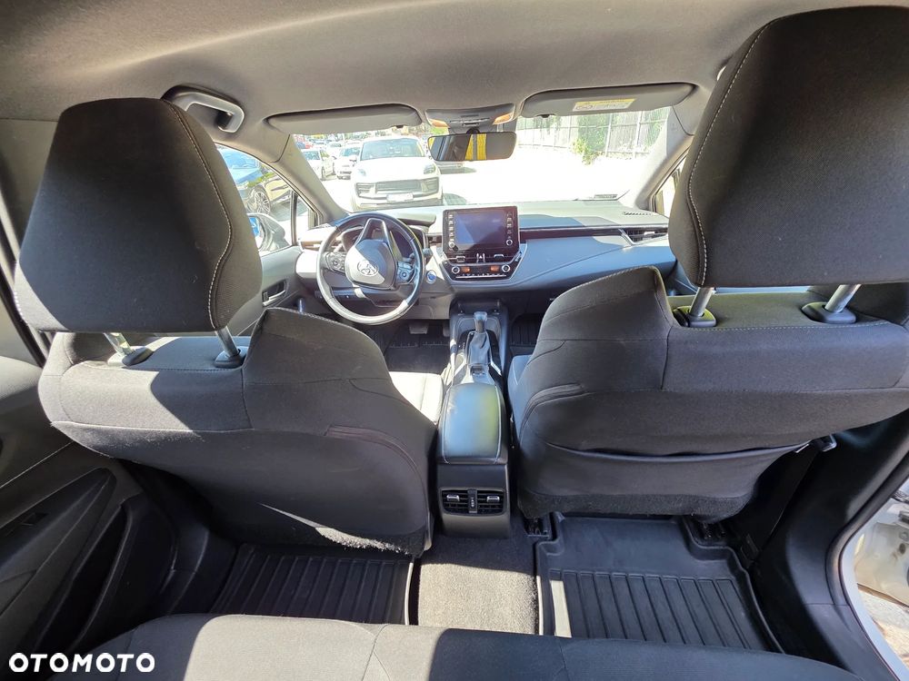 Toyota Corolla 1.8 Hybrid Comfort - 35