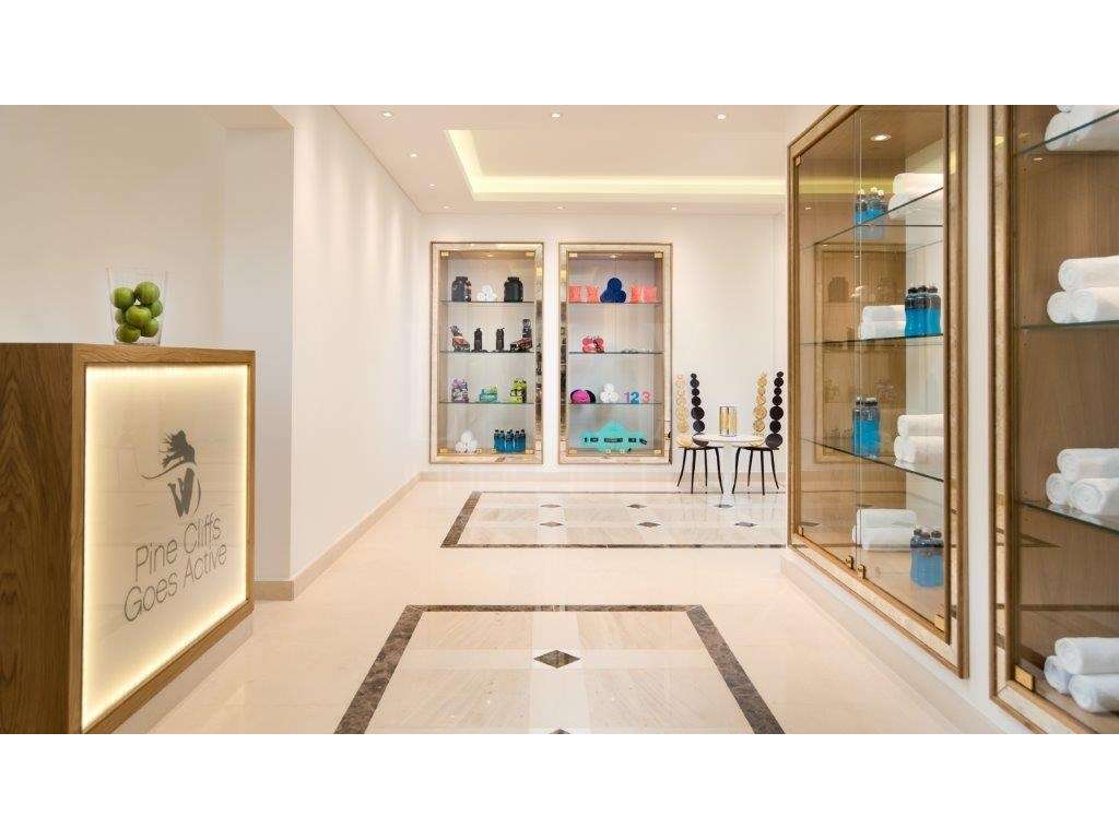 MORADIA DE LUXO T3+1 EM RESORT DE REFERÊNCIA NO ALGARVE - Grande imagem: 5/36