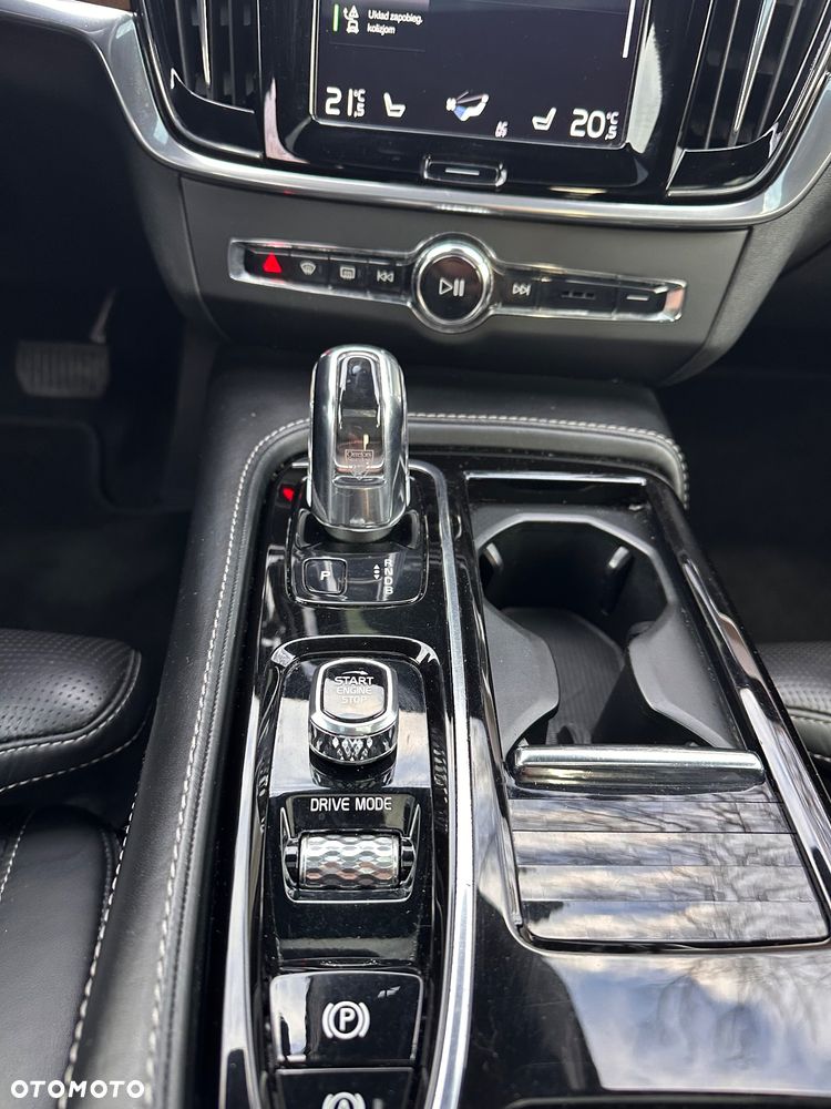 Volvo S90 T8 Recharge AWD Geartronic Inscription Expression - 24