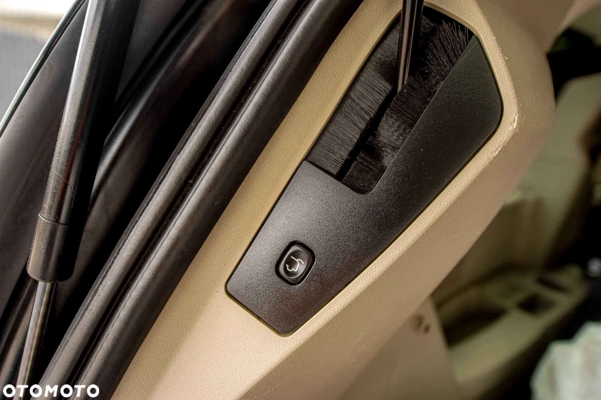 Lancia Voyager 2.8CRD Platinum - 16