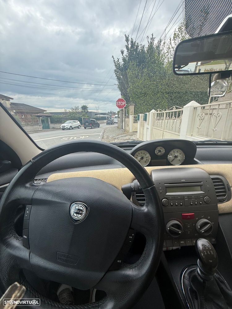 Lancia Ypsilon 1.2 16V Oro - 8