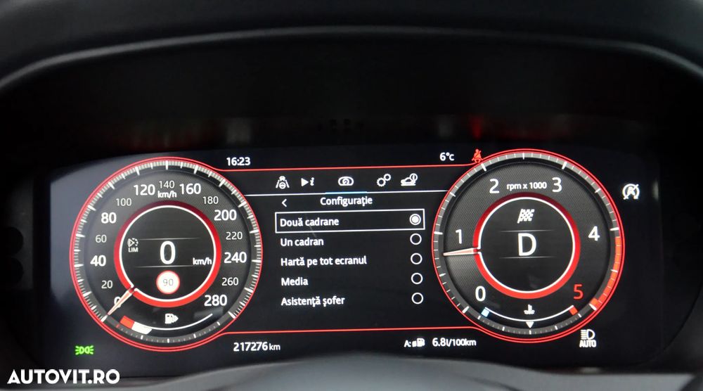 Jaguar XE 2.0 AWD R-Sport - 29