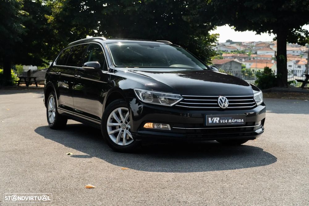 VW Passat Variant 1.6 TDI Confortline DSG - 4