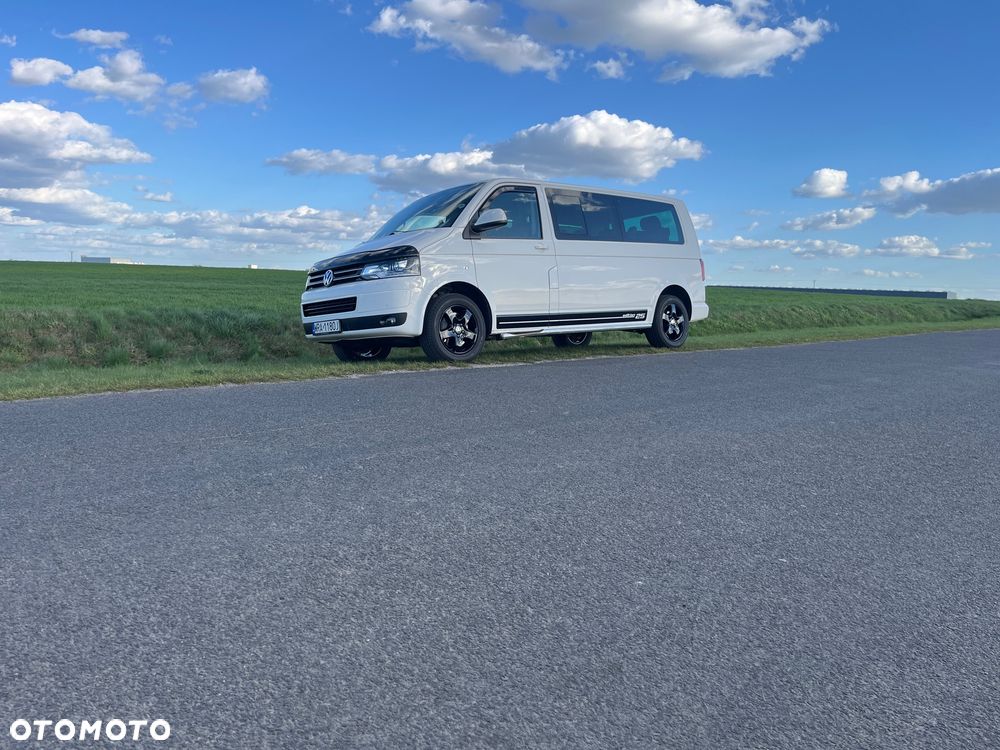 Volkswagen Multivan - 15