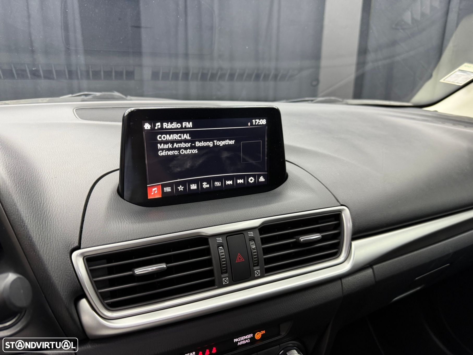 Mazda 3 1.5 Sky-D Excellence Navi - 22