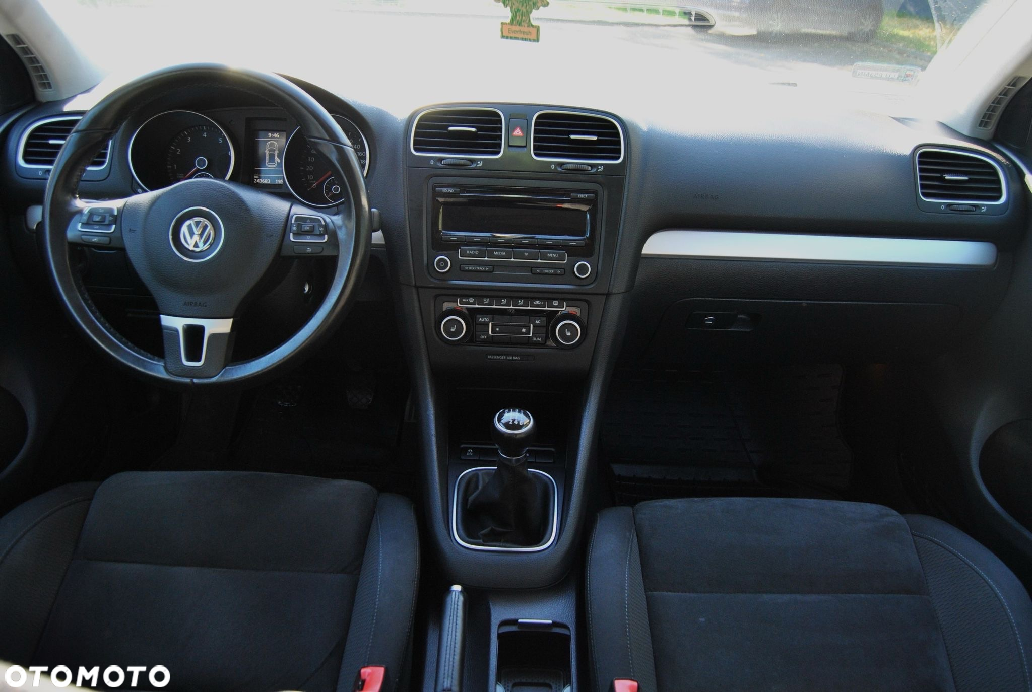 Volkswagen Golf 1.4 TSI Highline - 10
