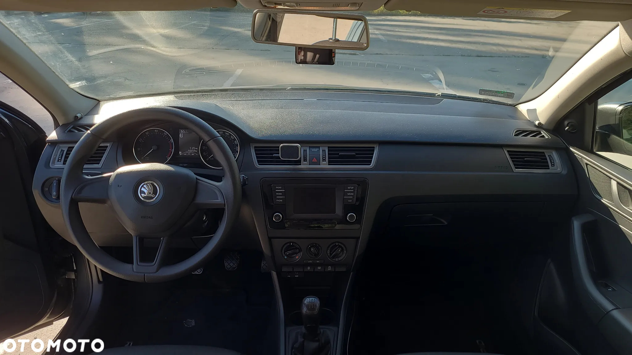 Skoda RAPID 1.2 TSI Active - 9