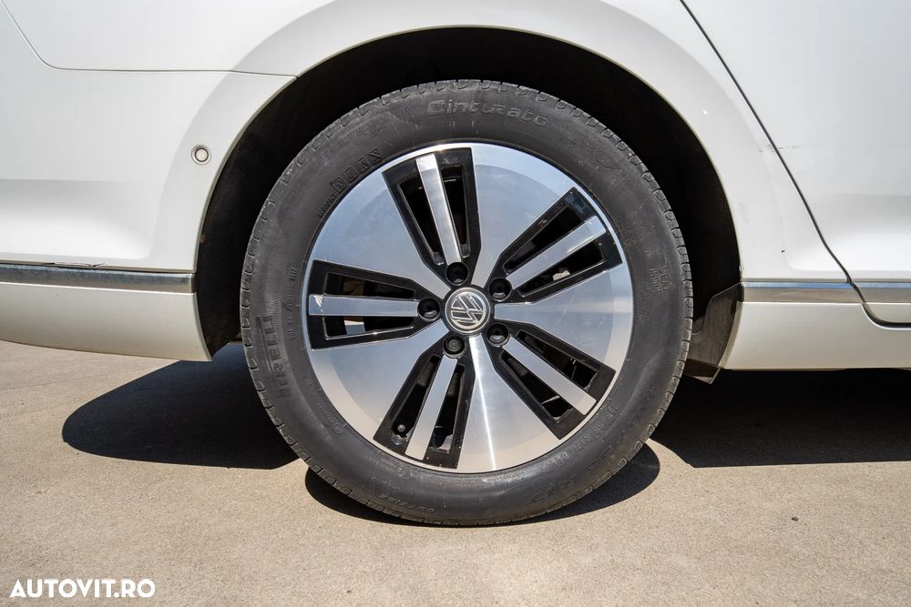 Volkswagen Passat 1.4 TSI DSG GTE - 9