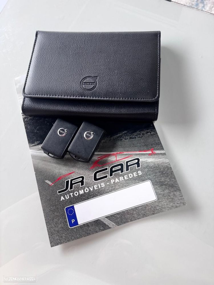 Volvo XC 60 2.0 D4 Momentum Plus Geartronic - 28