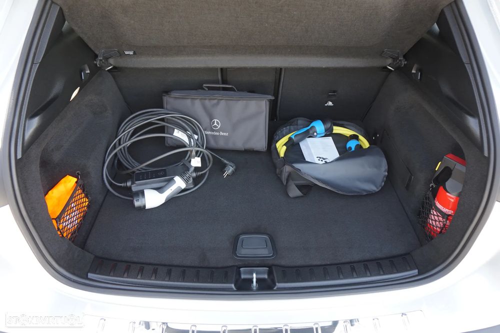 Mercedes-Benz EQA 250 AMG Line - 56