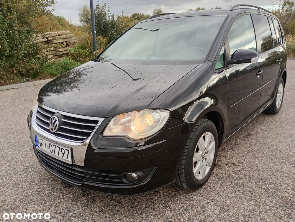 Volkswagen Touran - 3