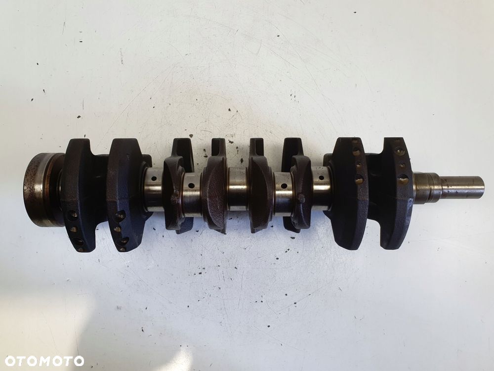 Ford Focus MK2 1.6 16V WAŁ KORBOWY - 6