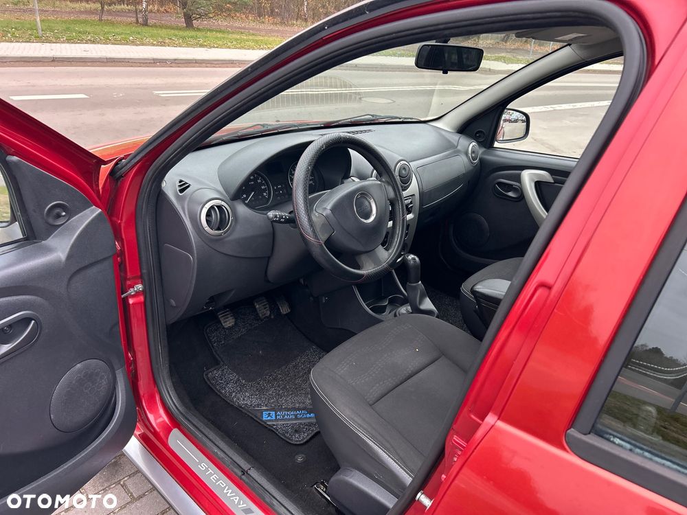 Dacia Sandero 1.6 MPI Stepway - 9
