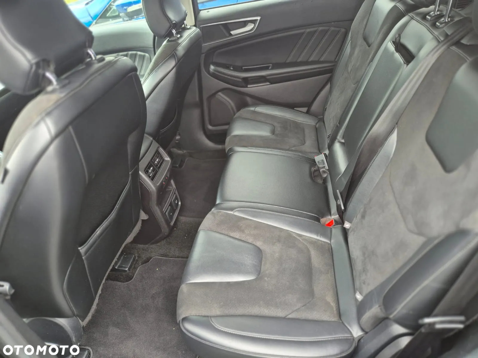 Ford Edge - 24
