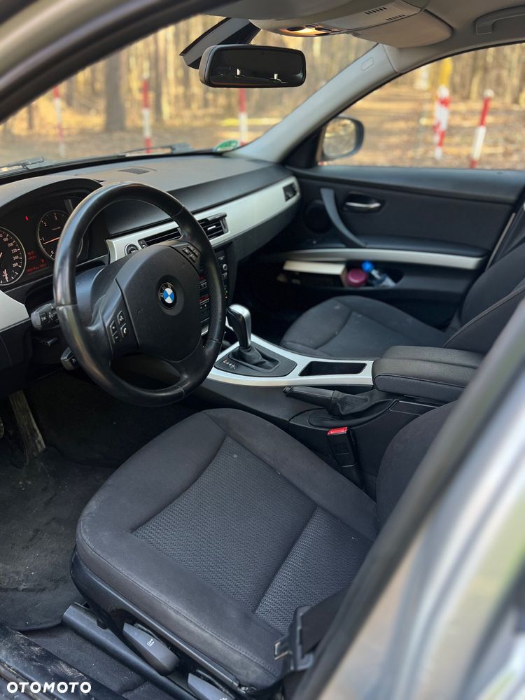 BMW Seria 3 318d DPF - 7