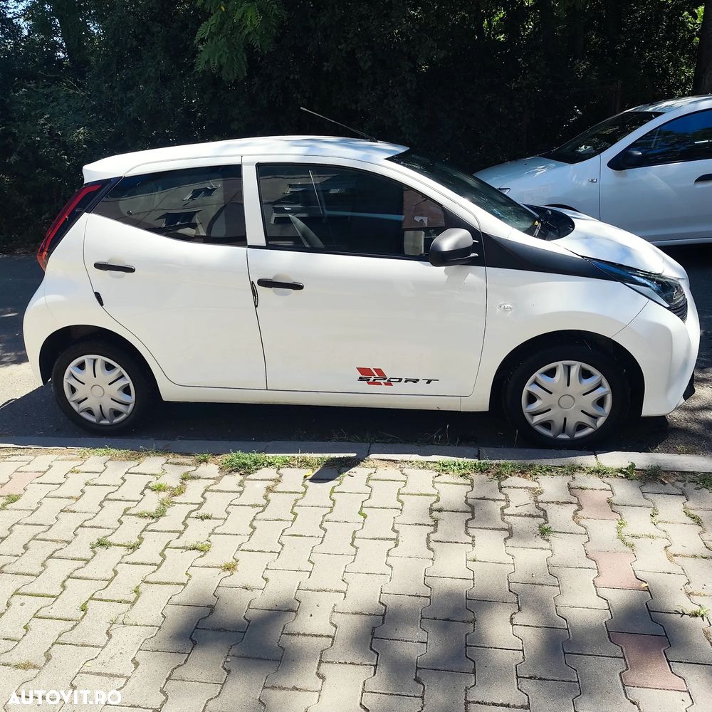 Toyota Aygo - 1