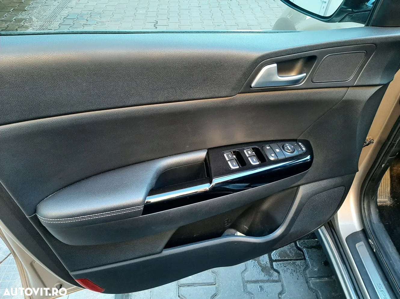 Kia Sportage 1.6 T-GDI 6MT 4x4 GT Line - 8