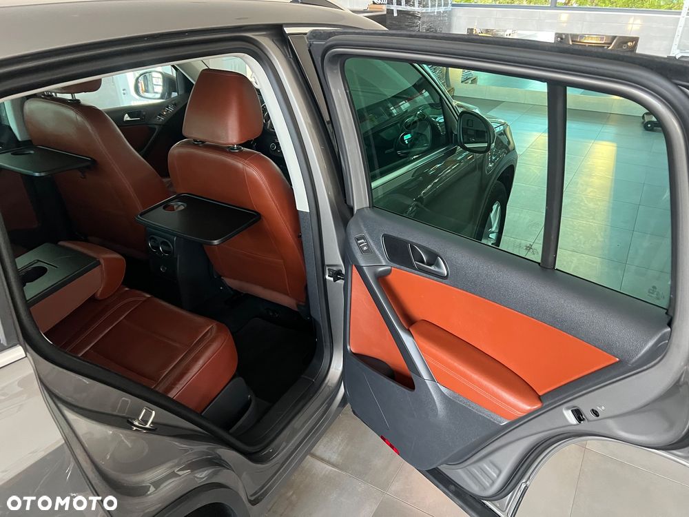 Volkswagen Tiguan 2.0 TDI DPF 4Motion BlueMotion Technology DSG Cup Track & Style - 27