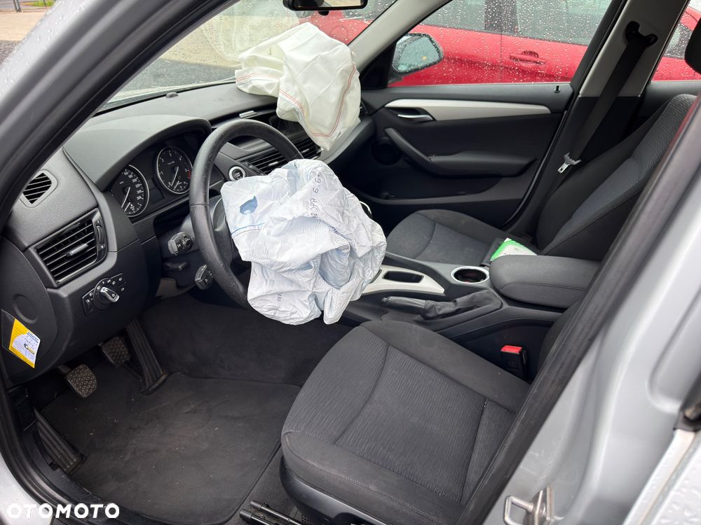 BMW X1 sDrive16d xLine - 7