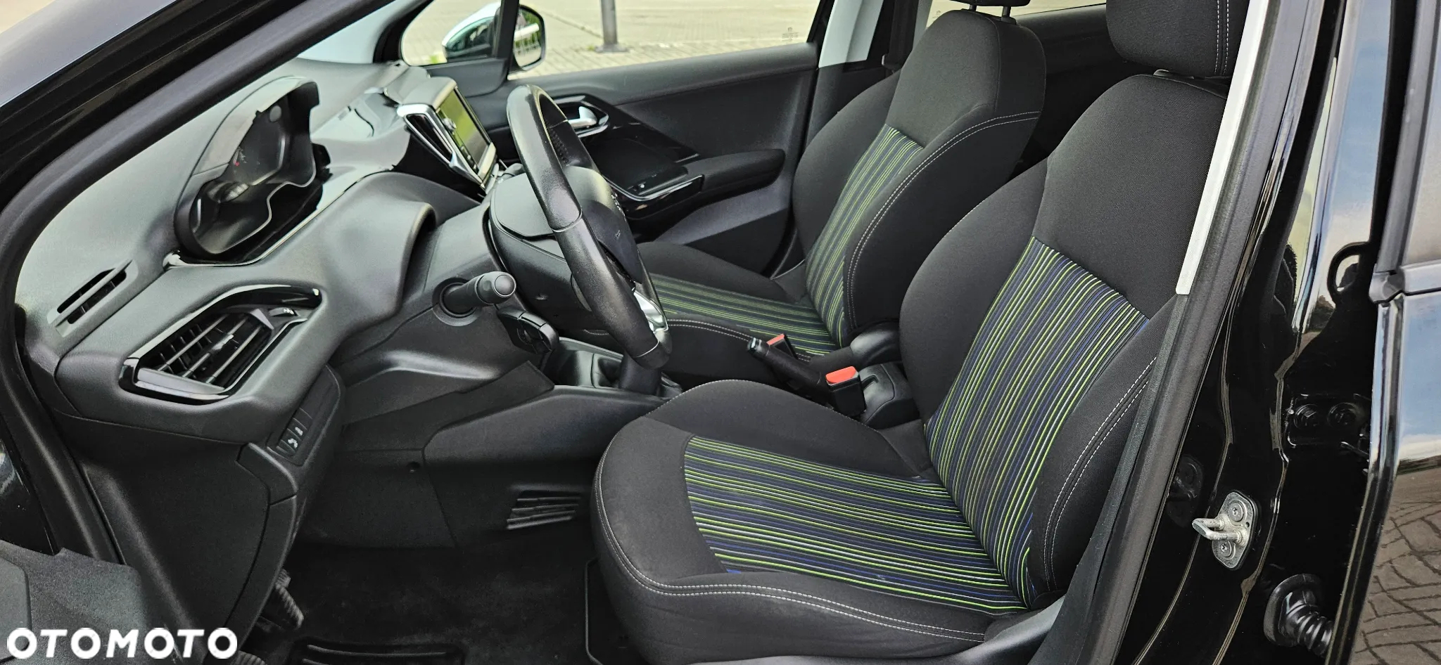 Peugeot 208 PureTech 82 Urban Move - 10