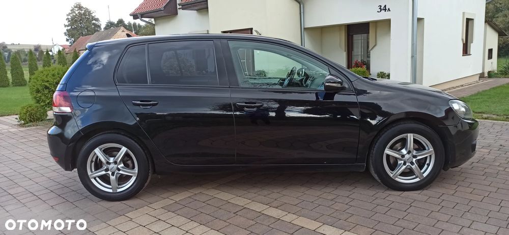 Volkswagen Golf VI 1.6 TDI Highline - 2