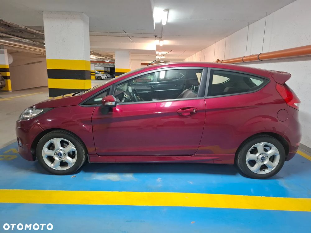 Ford Fiesta - 12
