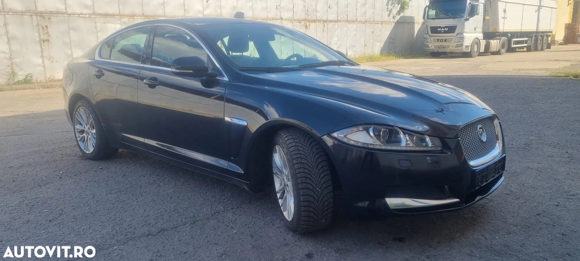 Jaguar XF - 2