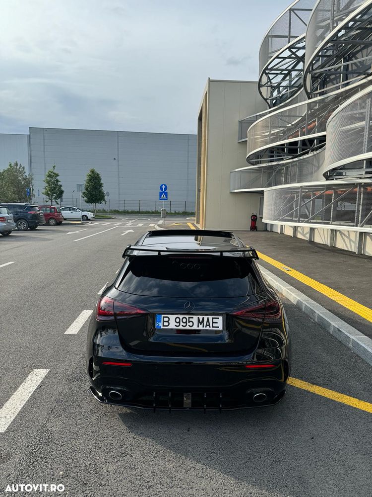 Mercedes-Benz A 35 AMG - 4