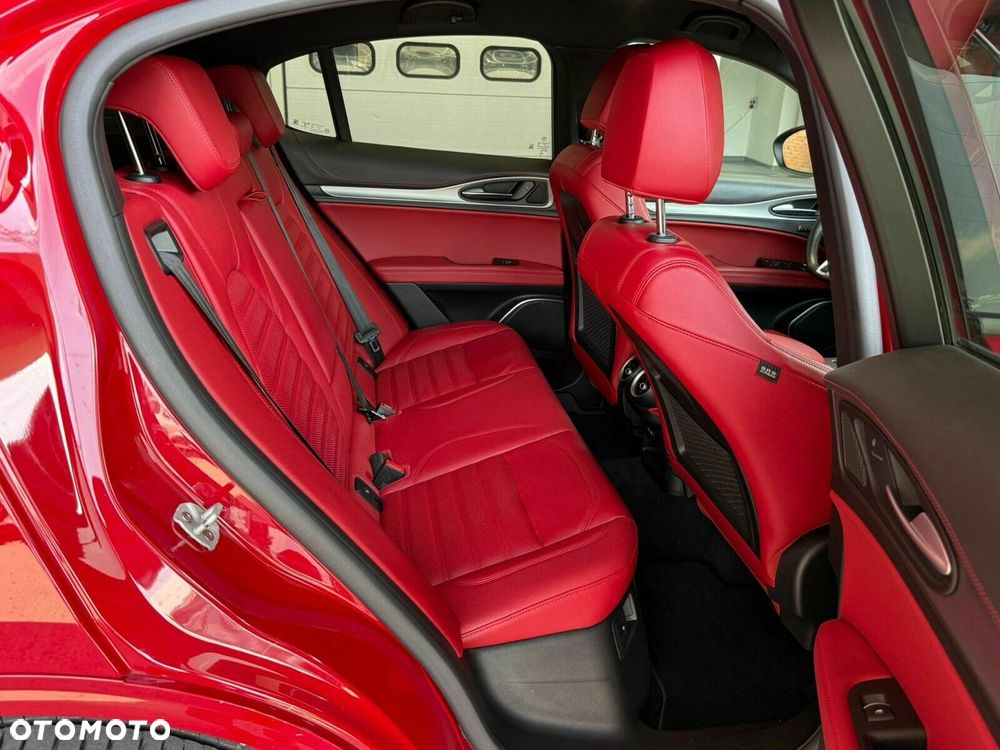 Alfa Romeo Stelvio 2.0 Turbo Veloce Q4 - 14