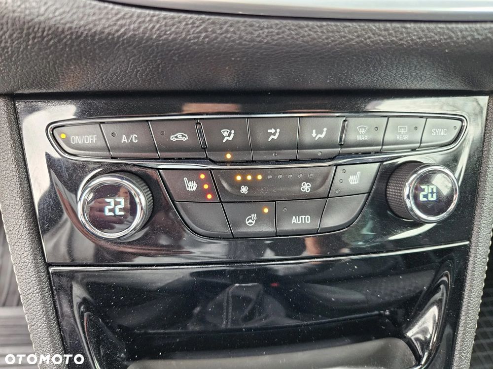 Opel Astra 1.4 Turbo Start/Stop Innovation - 25