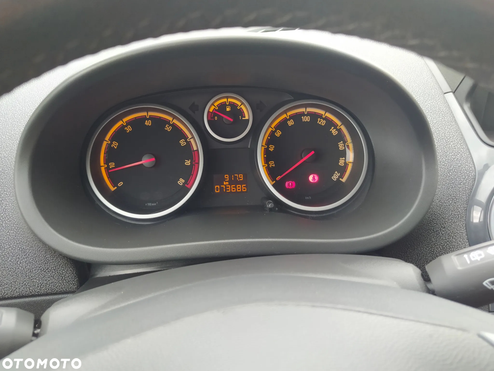 Opel Corsa 1.2 16V Cosmo - 9