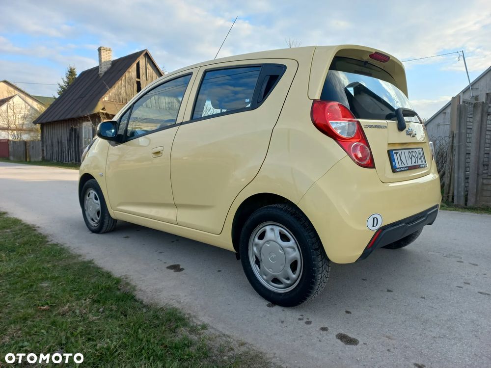 Chevrolet Spark 1.0 - 8