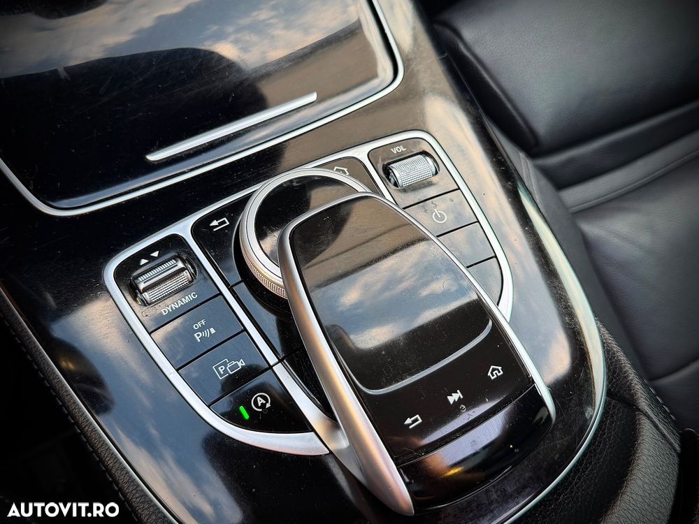 Mercedes-Benz E 220 d 9G-TRONIC AMG Line - 34